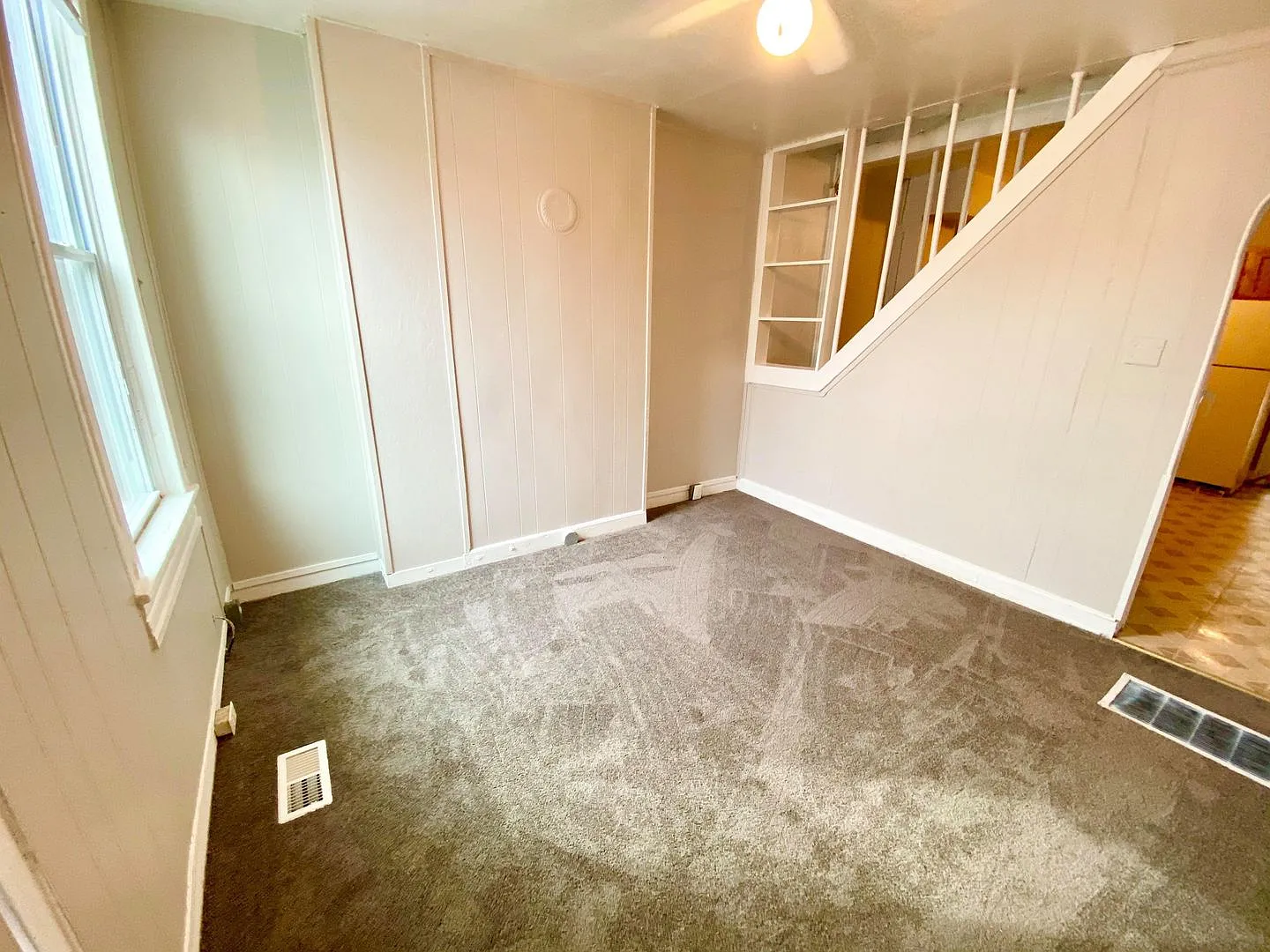 Charming 2BD/2BA Townhome in Butcher's Hill, Baltimore, MD! — Photo 2