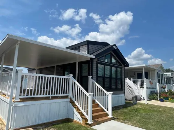 1204 Cedar Point Blvd #103, Cedar Point, NC 28584