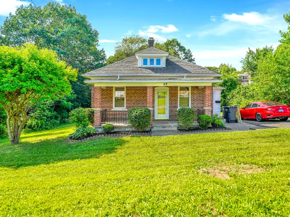 29 Hazelhurst Ave, Watertown, CT 06779