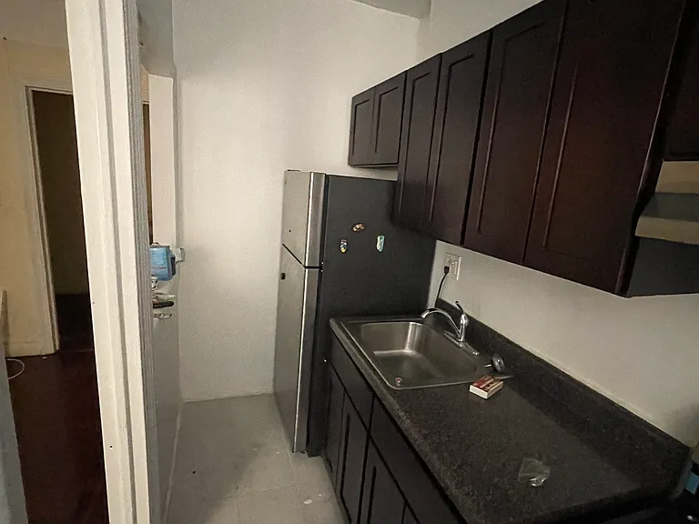 Knox Pl — Photo 3