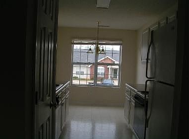 5th image of 222 Weston Valley Dr