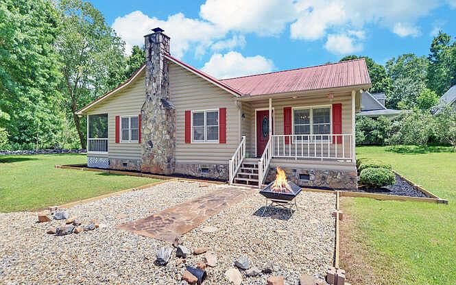1st image of 4681 Arrowhead Rd