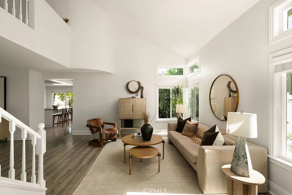 4 bed, 2.5 bath, 2013 sqft, $6,000 — Photo 4