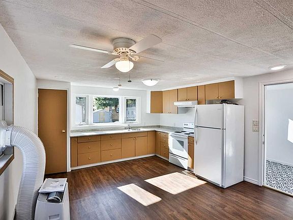 4th image of 5301 2nd St #82