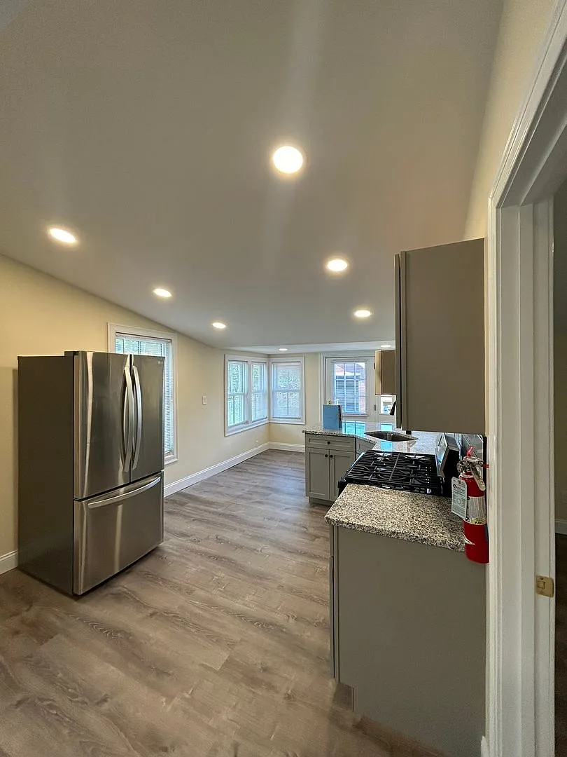 88 North St, Burlington, VT | Newly Renovated 4 Bedroom House with Yard & Parking | June 2027 — Photo 3
