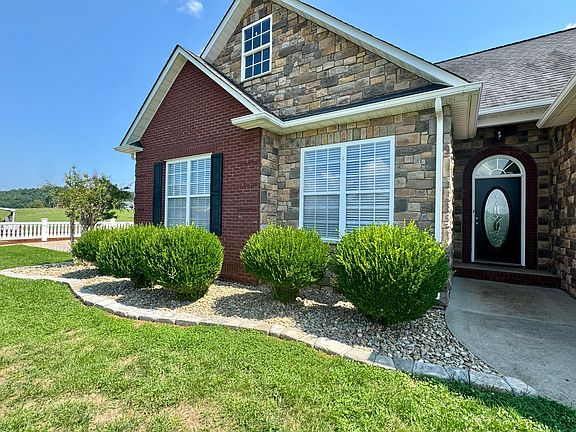 2nd image of 2650 Plantation Dr