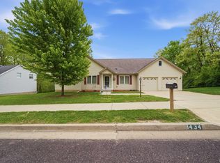 1434 W Tiffany Dr, Peoria, IL 61614