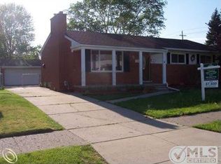 7909 N Henry Ruff Rd, Westland, MI 48185