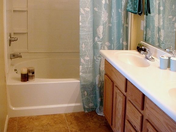 5th image of 4737 E Olney Ave