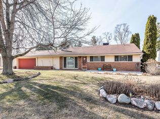 40920 Malott Dr, Novi, MI 48375