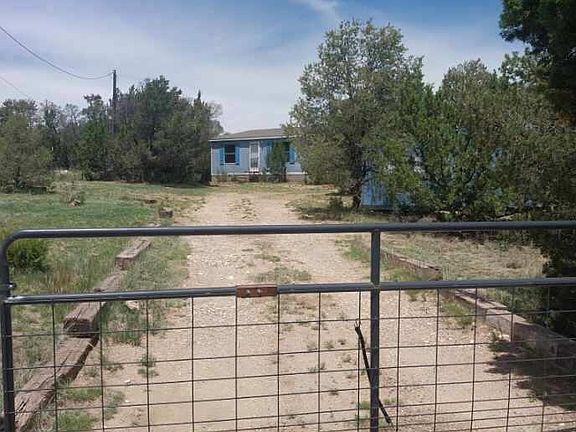 3rd image of 16 Sagebrush Ct