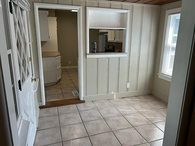 1504 E 49th Pl — Photo 18
