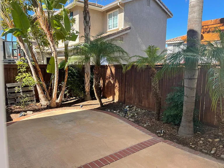 9740 Fieldthorn St — Photo 17