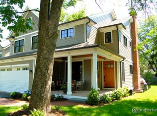 534 Burdick St, Libertyville, IL