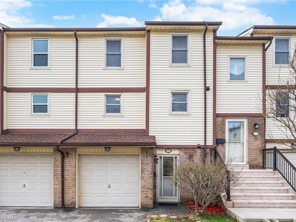 7340 Copenhagen Rd #10, Mississauga, ON L5N 2S5