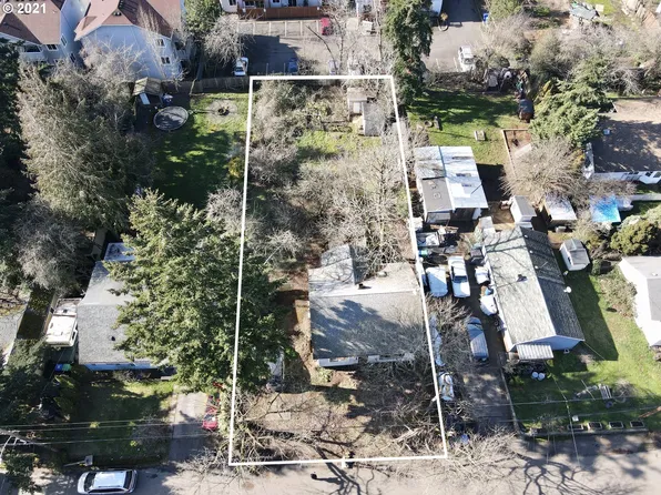 127 SE 106th Ave, Portland, OR 97216