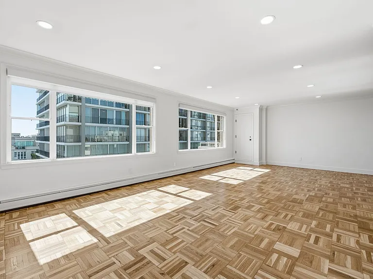 1310 Jones Street — Photo 61