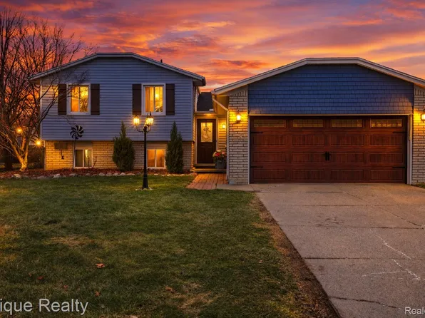 5013 Gardner St E, Sterling Heights, MI 48310