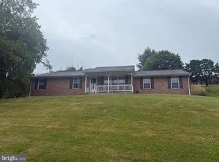 103 Powder Mill Hollow Rd, Boyertown, PA 19512