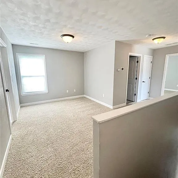 805 Bluff Ridge Ln — Photo 11