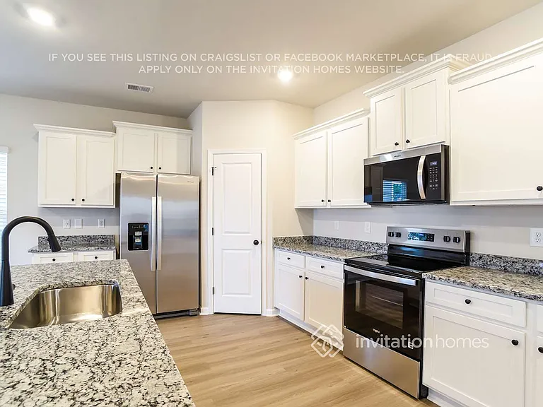 3339 Fox Hall Dr — Photo 7