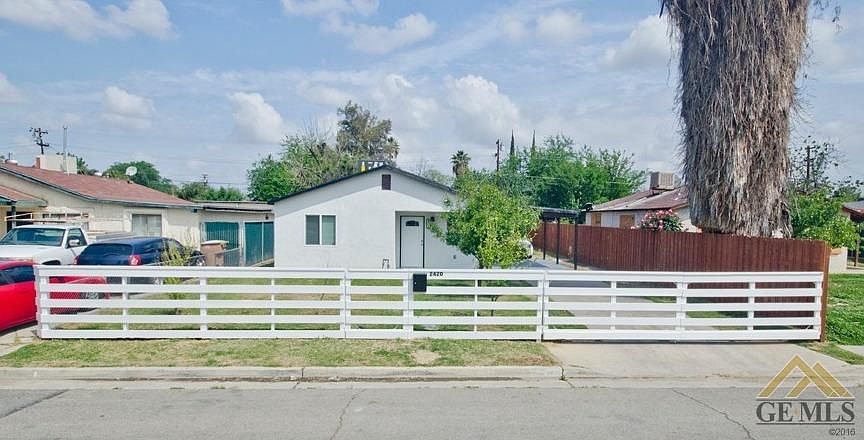 1st image of 2420 Larcus Ave