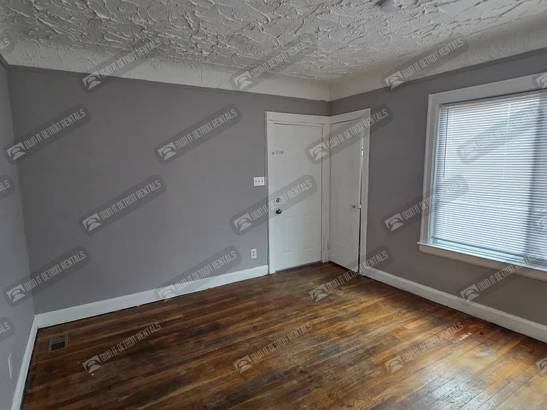 14375 Coyle St — Photo 5