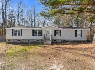 113 Indian Cave Drive, Richlands, NC 28574