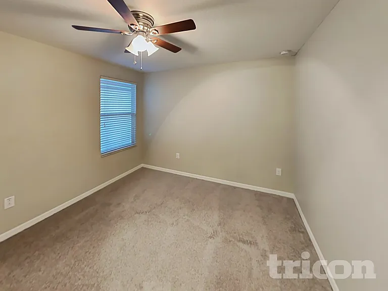1609 Redmond Brook Ln — Photo 14