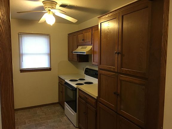 4th image of 2219 E Eucalyptus Ave