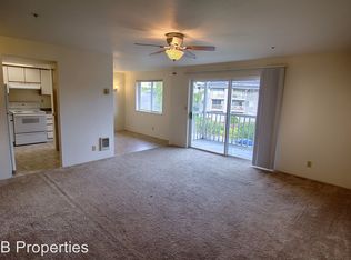 2512 Magnuson Ct APT 633, Bremerton, WA 98310
