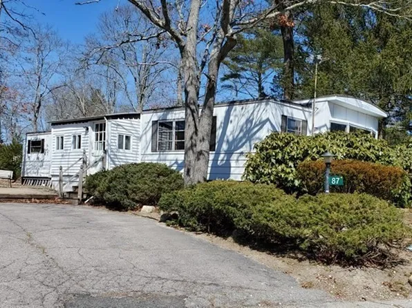 87 Great Hill Dr #87, West Wareham, MA 02576