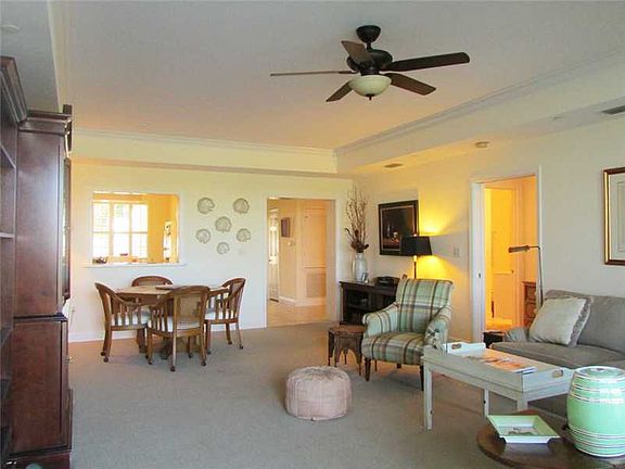 4th image of 1520 Oak Harbor Blvd APT 203