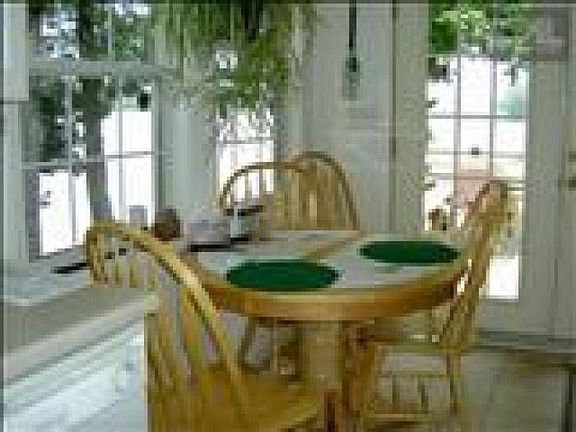 breakfast nook