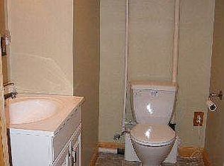 1-13 Groton Rd, North Chelmsford, MA 01863