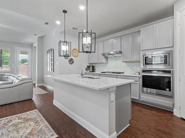 4133 Caprock Canyon Rd, Sachse, TX 75048