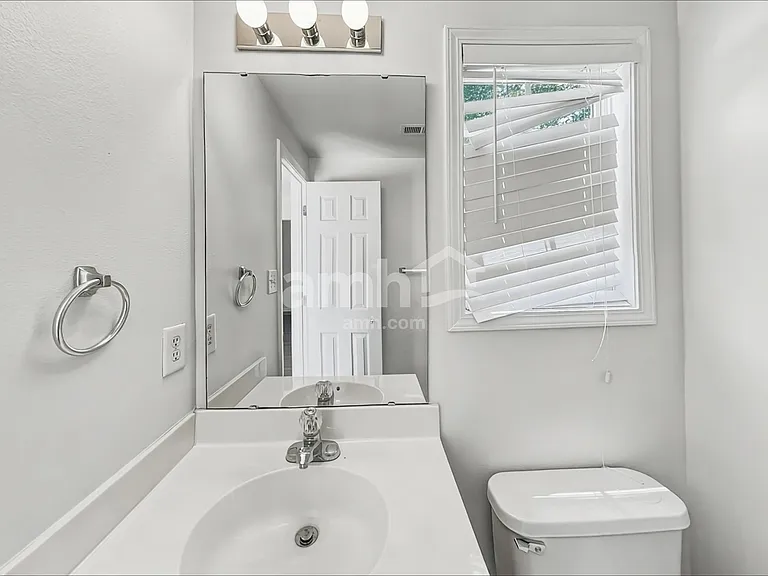 10510 Glory Meadow Ct — Photo 7