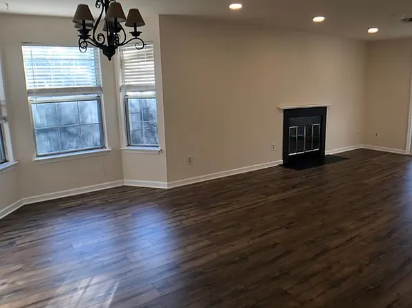 328 McIntosh Rd, West Chester, PA 19382