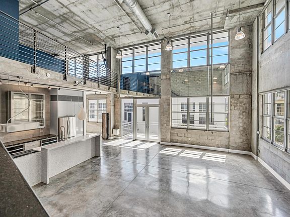 2nd image of 445 N Andrews Avenue #403