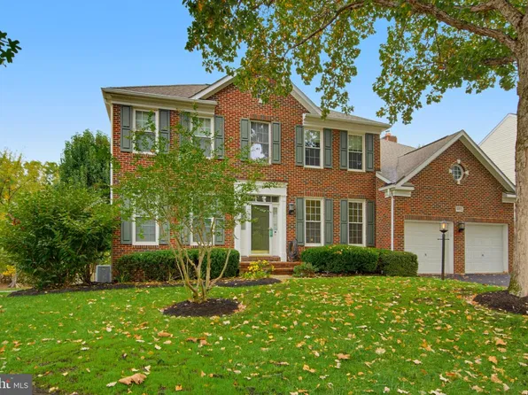 947 Rhonda Pl SE, Leesburg, VA 20175