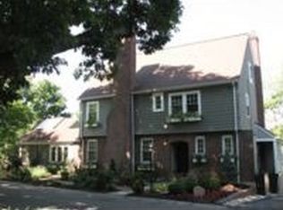 2 Madison Ln, Cincinnati, OH 45208