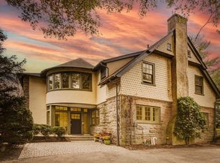 8016 Navajo St, Philadelphia, PA