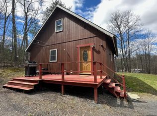 207 Five Mile Woods Rd, Catskill, NY 12414
