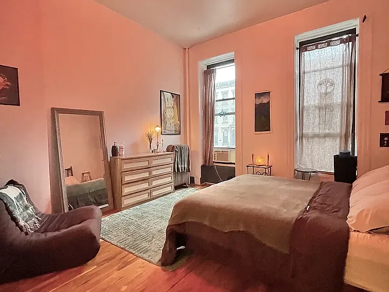 628 Willoughby Ave #2 — Photo 12