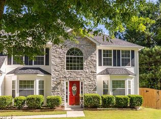 6196 Redtop Loop, Fairburn, GA 30213