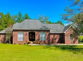 3 Docs Ln, Ellisville, MS 39437