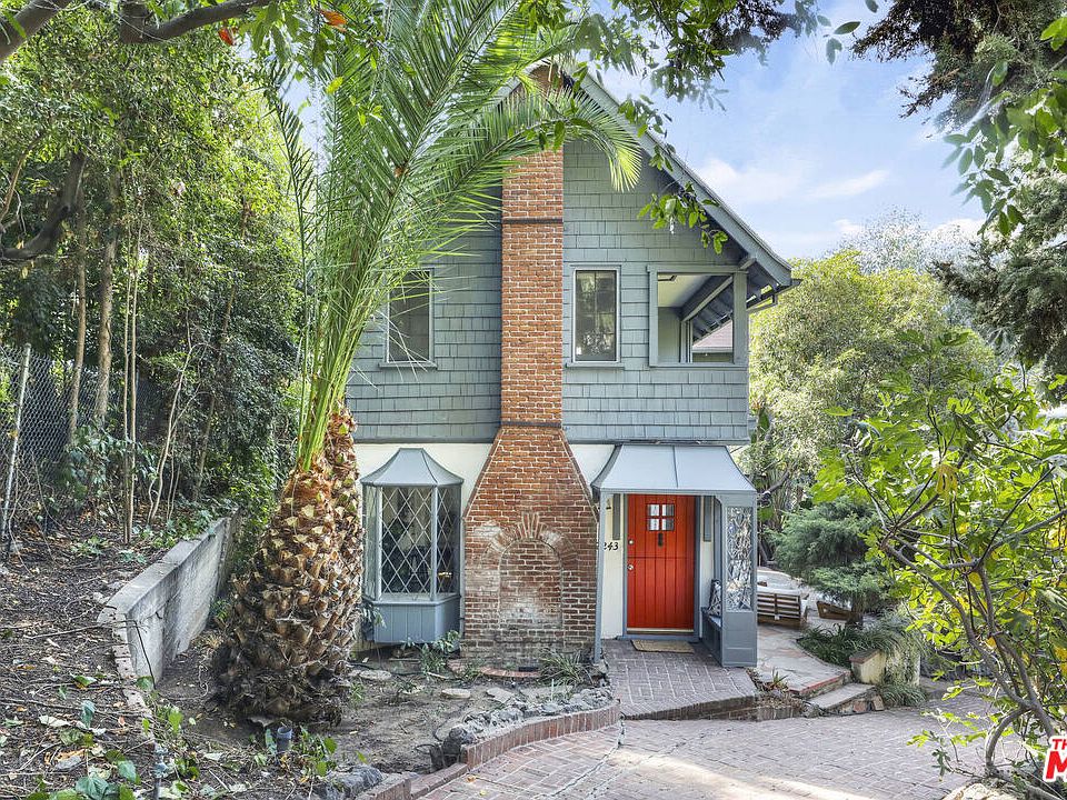 1st image of 2243 Cheremoya Ave