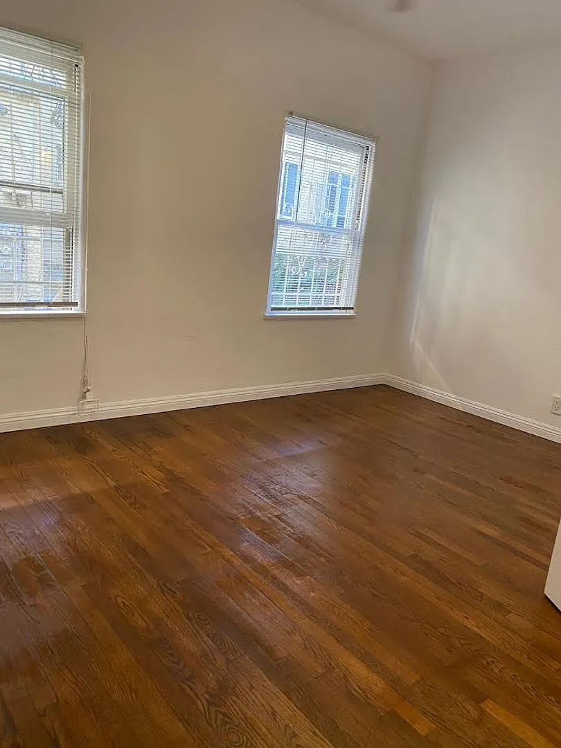450 S. Cochran, LLC — Photo 3