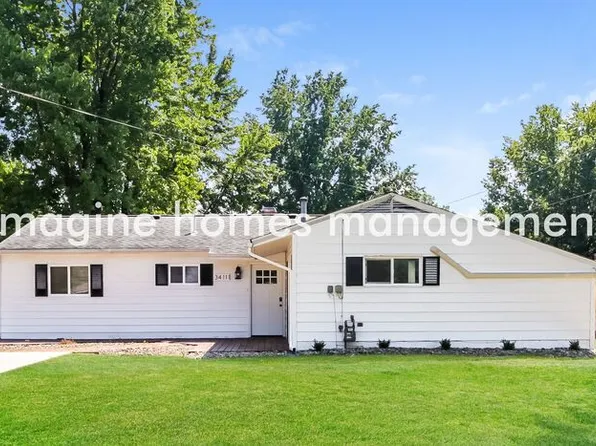 34111 Bainbridge Rd, N Ridgeville, OH 44039