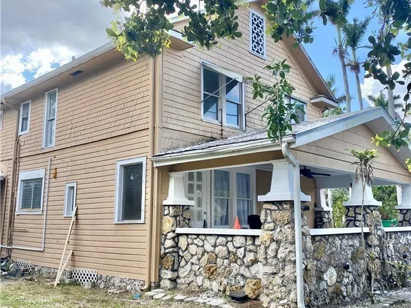 2222 Unity Ave, Fort Myers, FL 33901